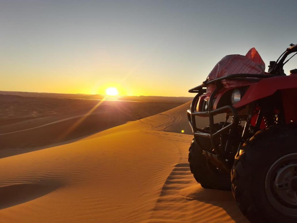 Hotel Tafouyte Luxury Camp Merzouga Exterior foto