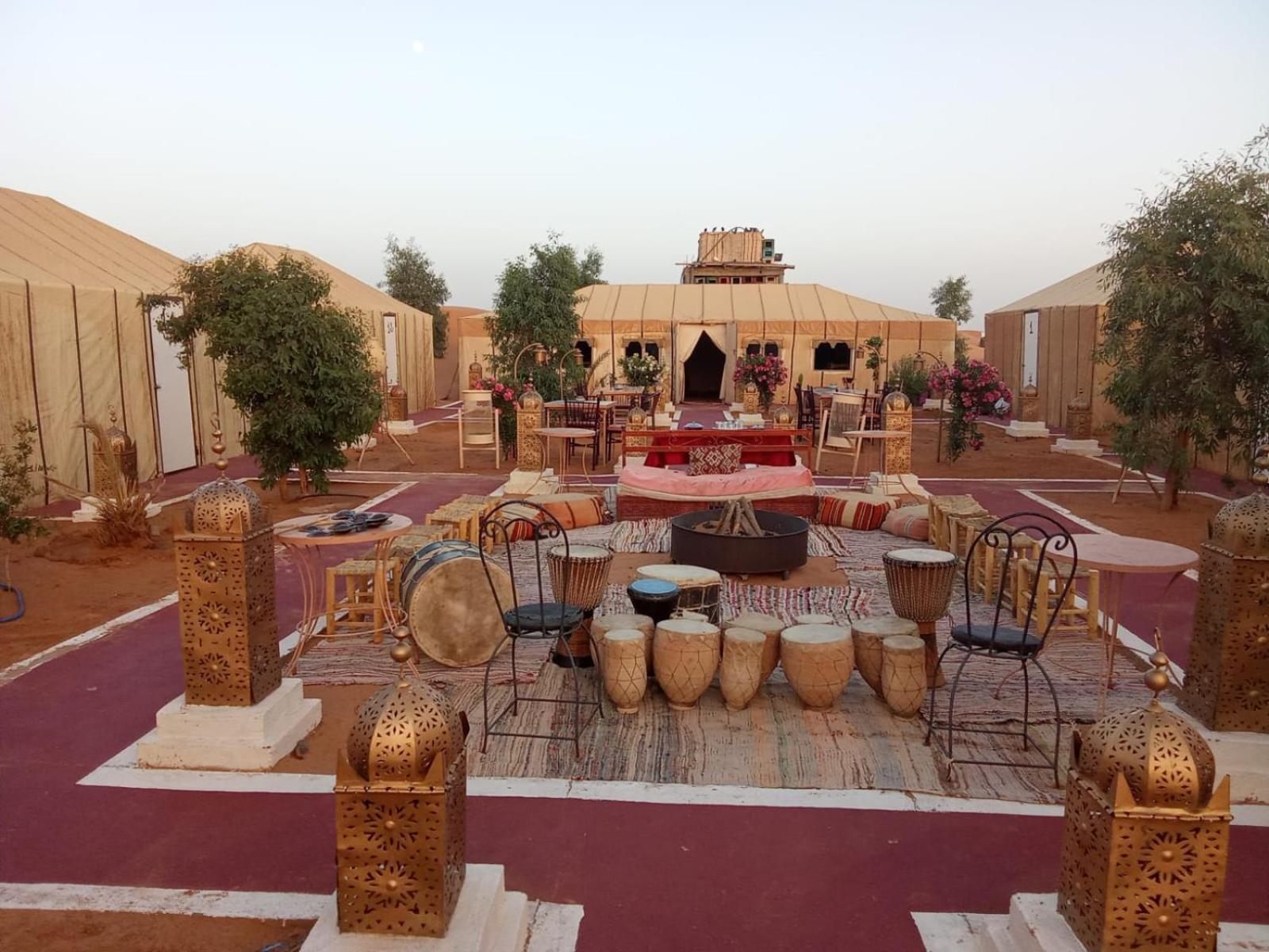 Hotel Tafouyte Luxury Camp Merzouga Habitación foto