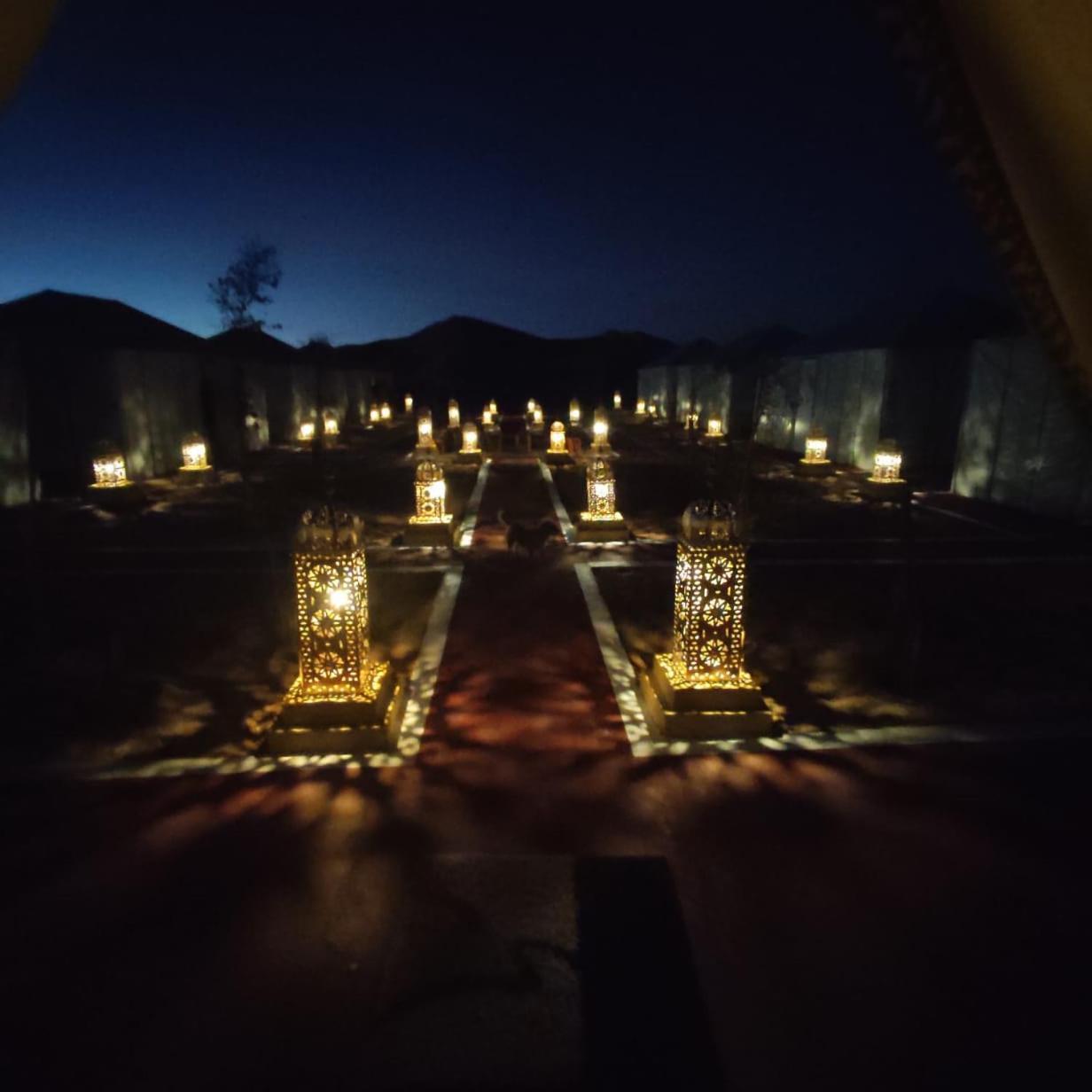 Hotel Tafouyte Luxury Camp Merzouga Habitación foto